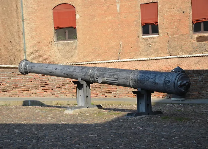 Degli Este Comacchio コディゴーロ