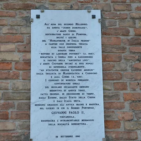 Degli Este Comacchio 코디고로