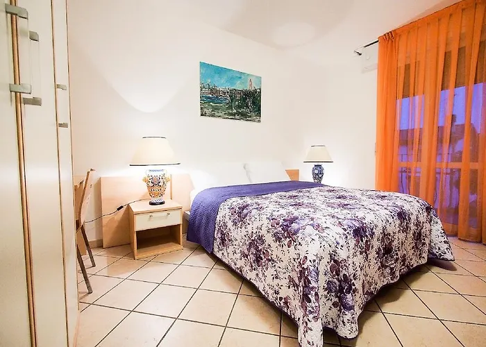 Degli Este Comacchio * Кодигоро